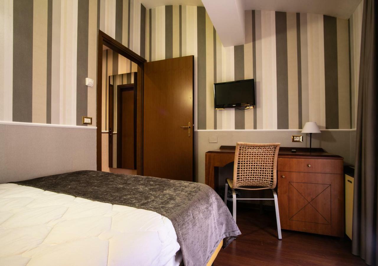 Hotel Astoria Bologna Esterno foto